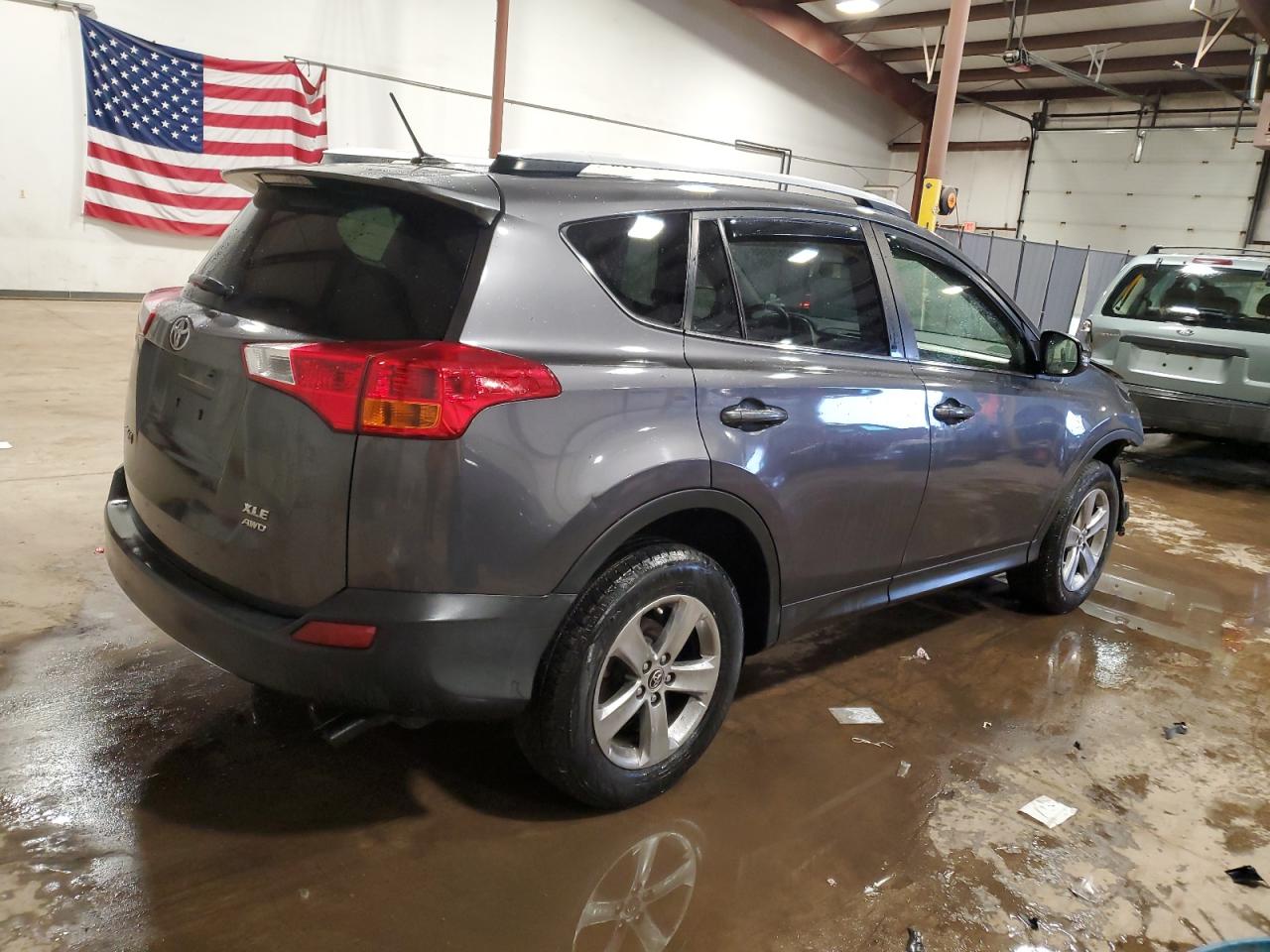 2015 Toyota RAV 4 - Image 3