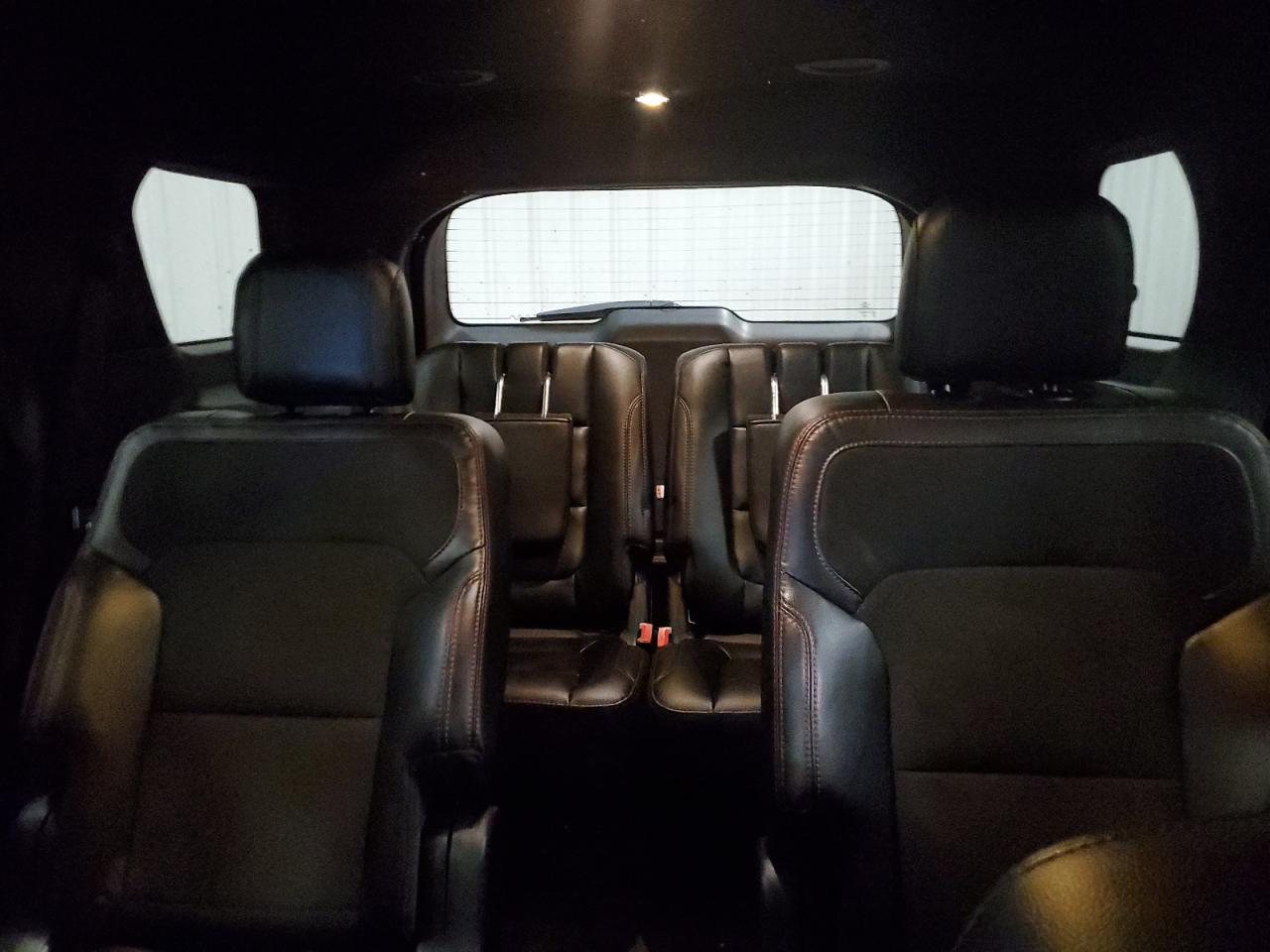 2019 Ford Explorer - Image 10