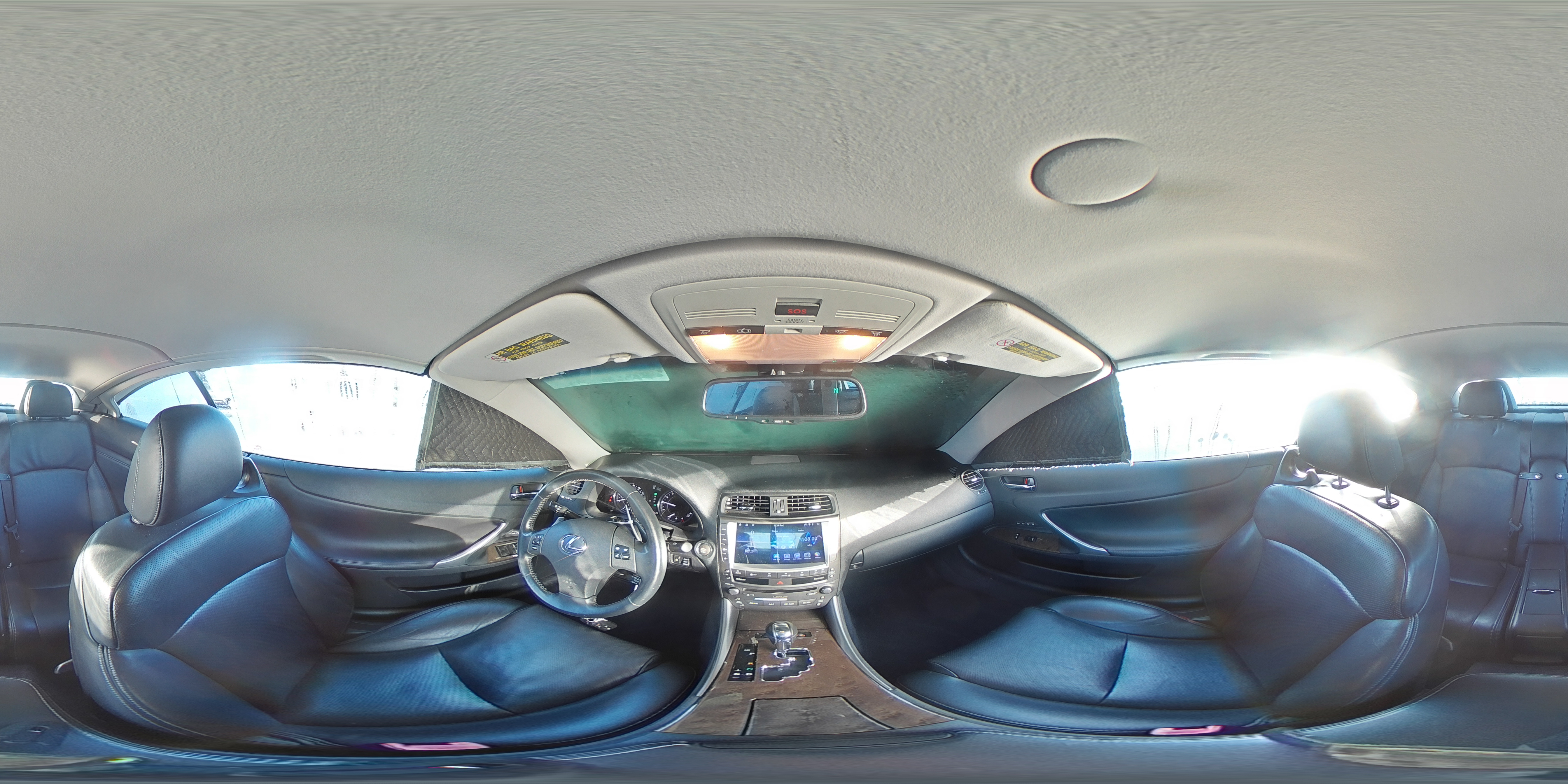 2010 Lexus IS - Image 13
