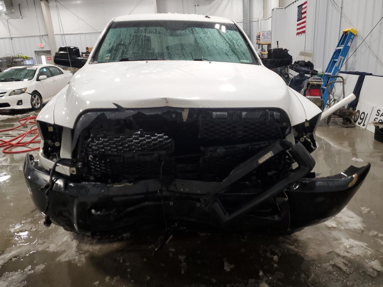 2016 RAM 2500 - Image 5