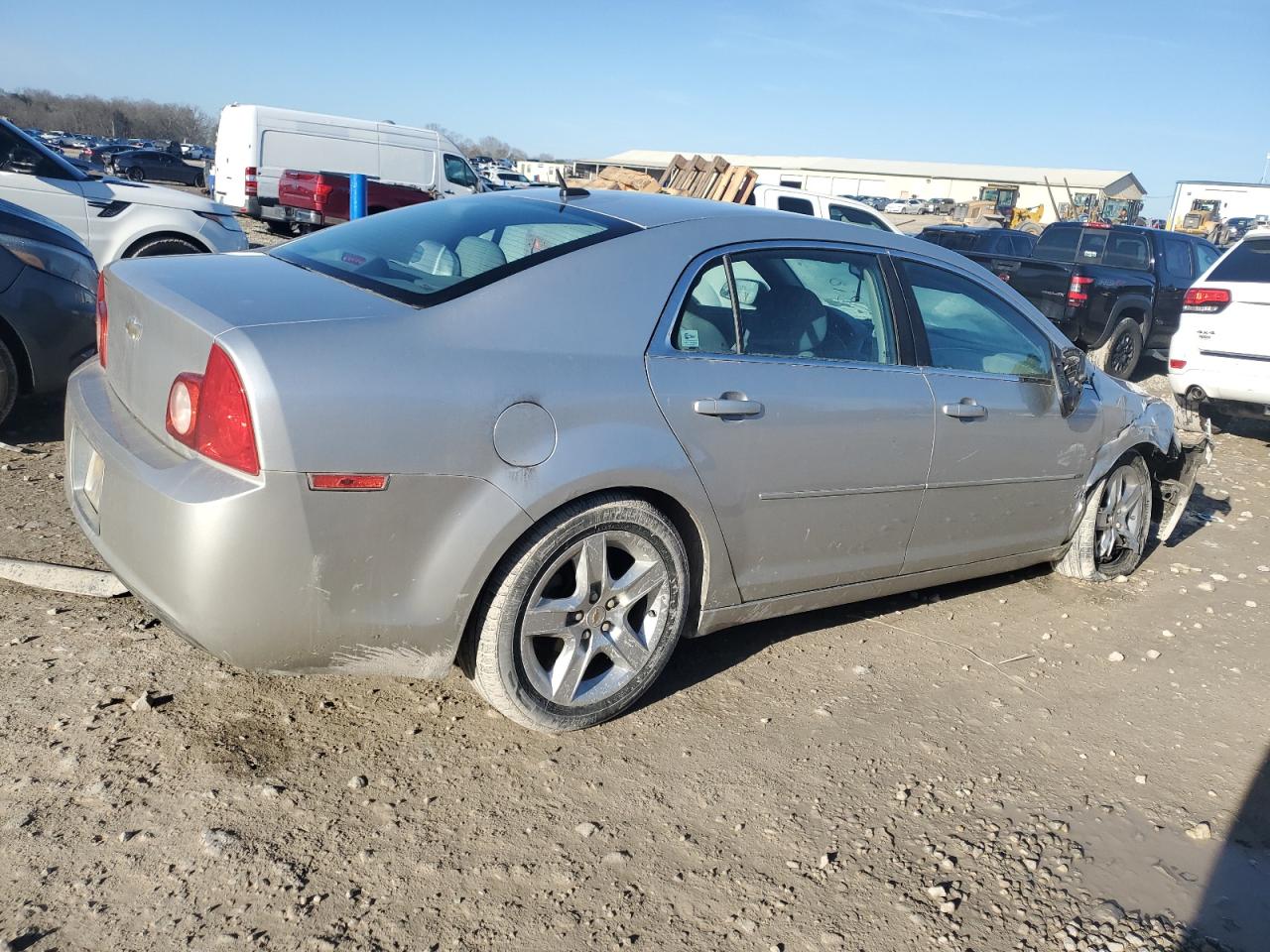 2011 Chevrolet Malibu - Image 3