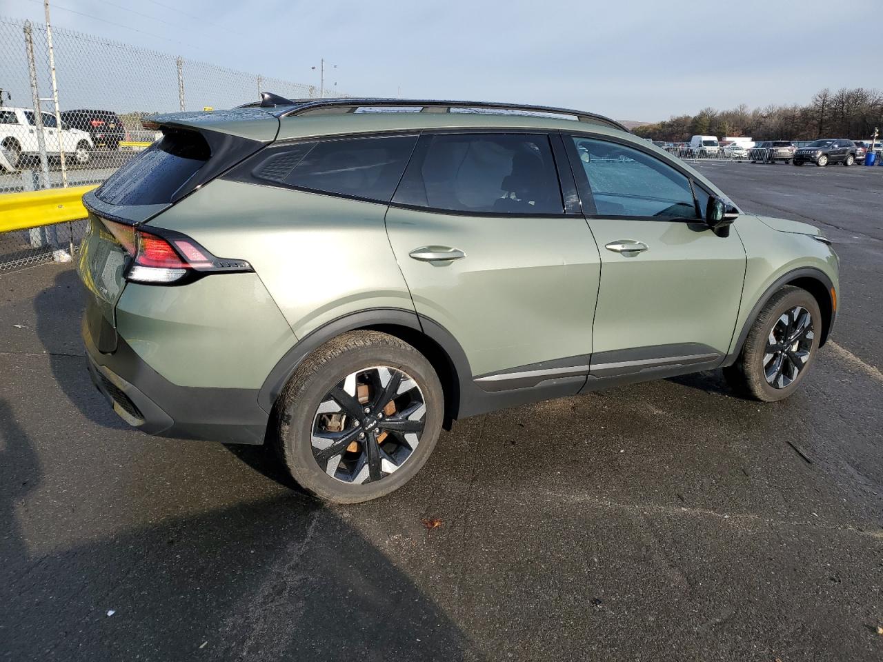 2023 Kia Sportage - Image 3