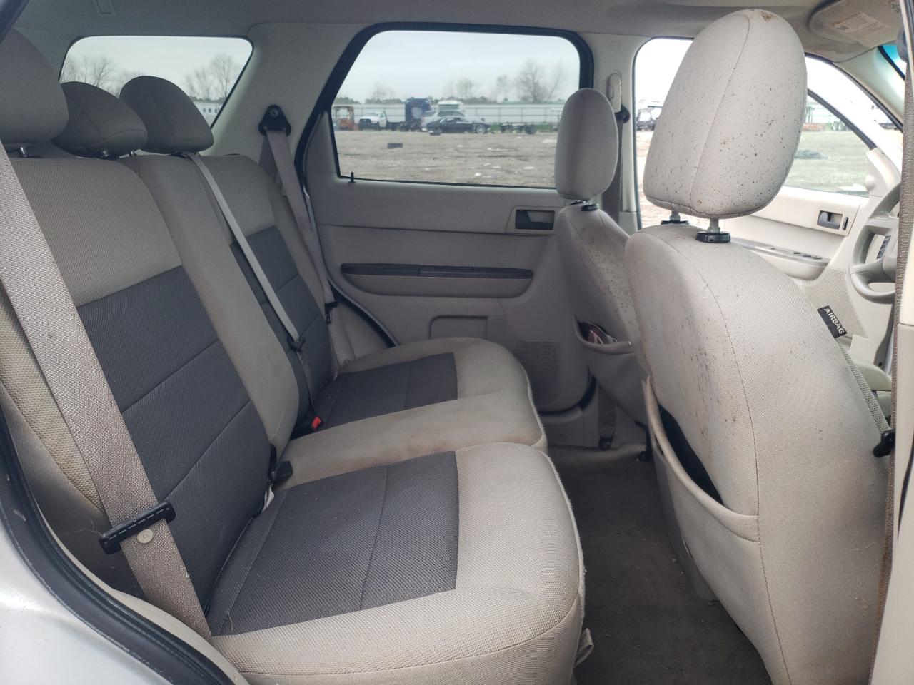 2008 Ford Escape - Image 10