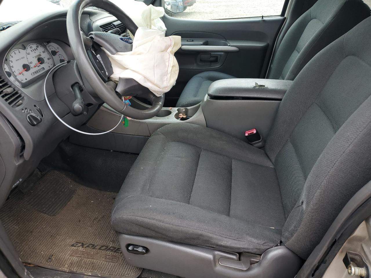 2002 Ford Explorer - Image 7