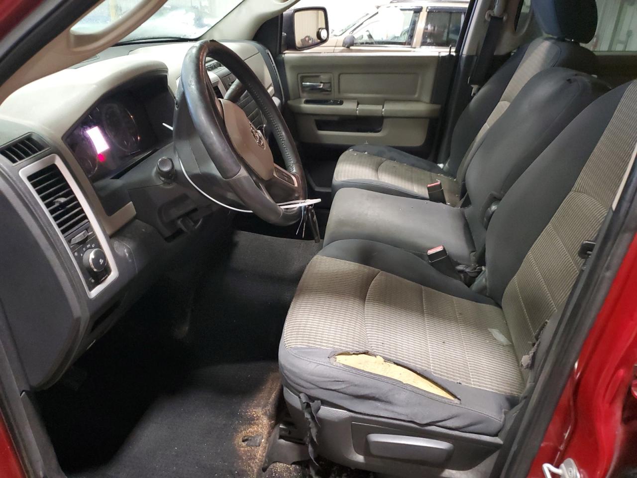 2010 Dodge RAM - Image 7