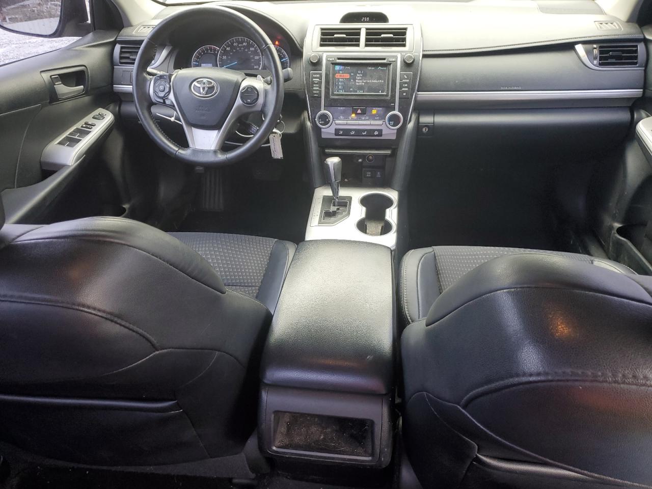 2013 Toyota Camry - Image 8