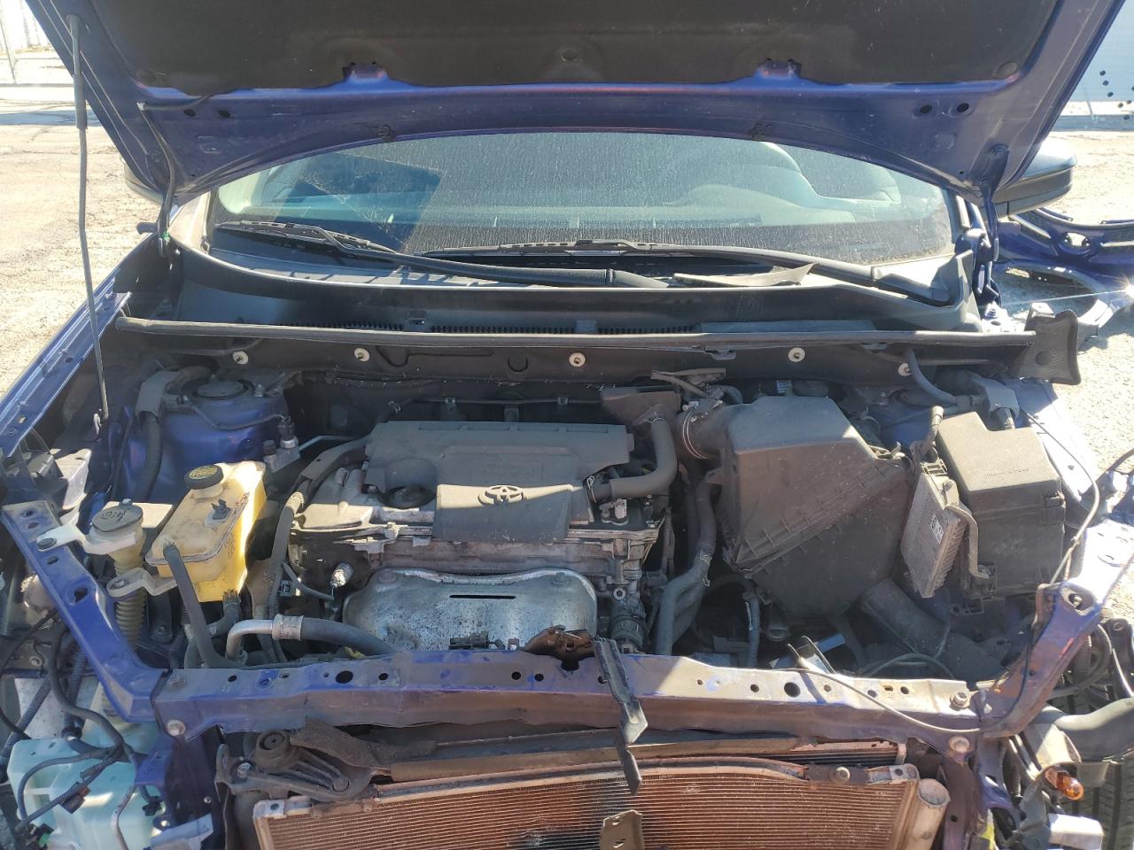 2015 Toyota RAV 4 - Image 12