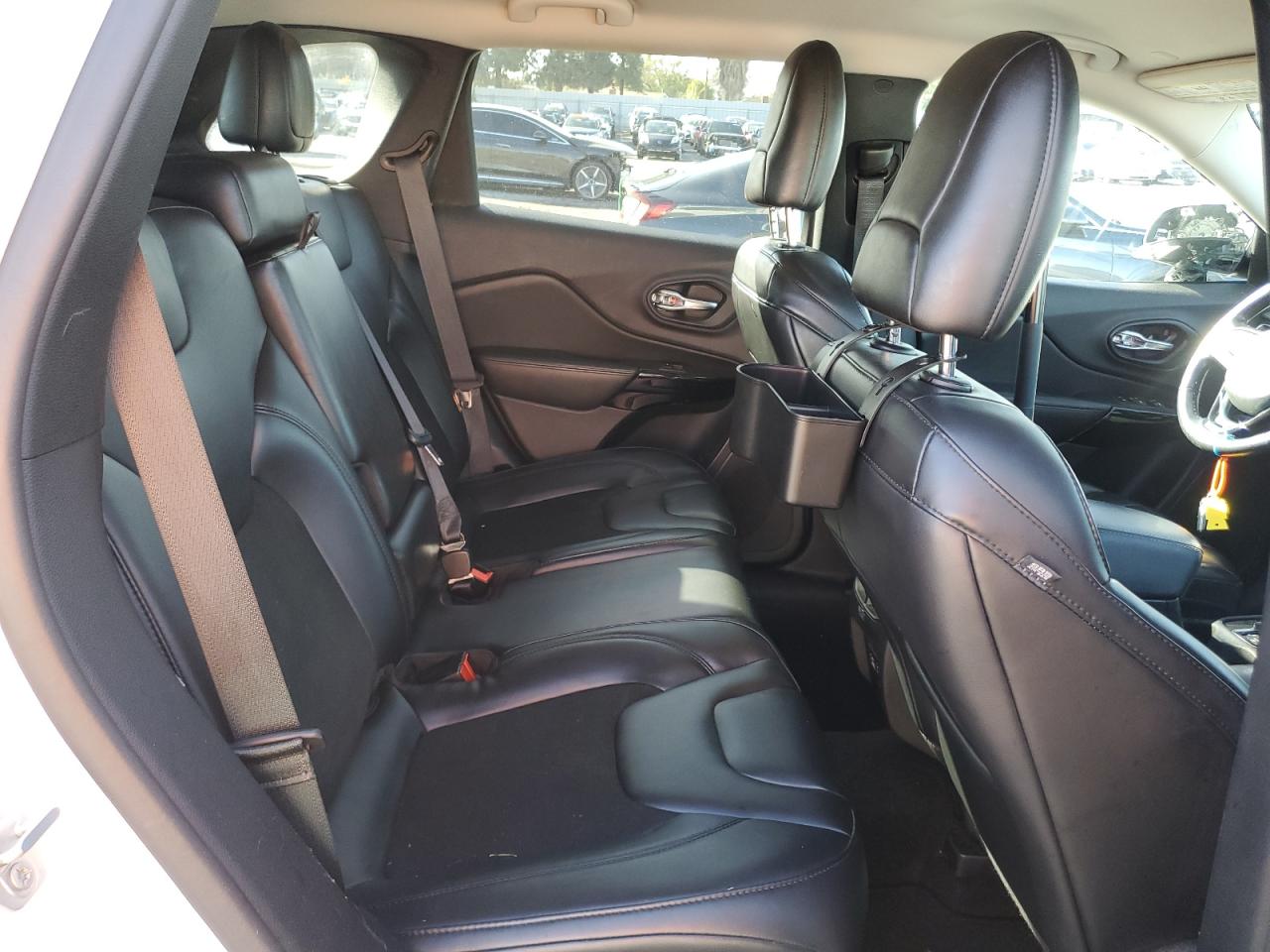 2021 Jeep Grand Cherokee - Image 11