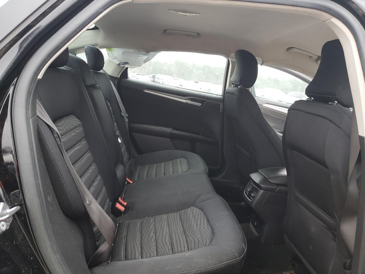 2016 Ford Fusion - Image 11