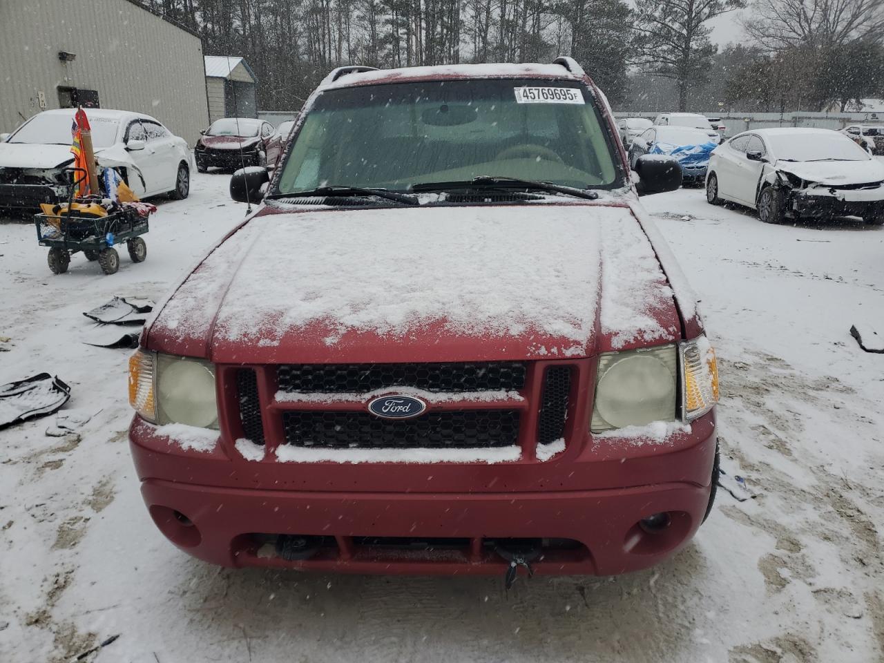 2004 Ford Explorer - Image 5