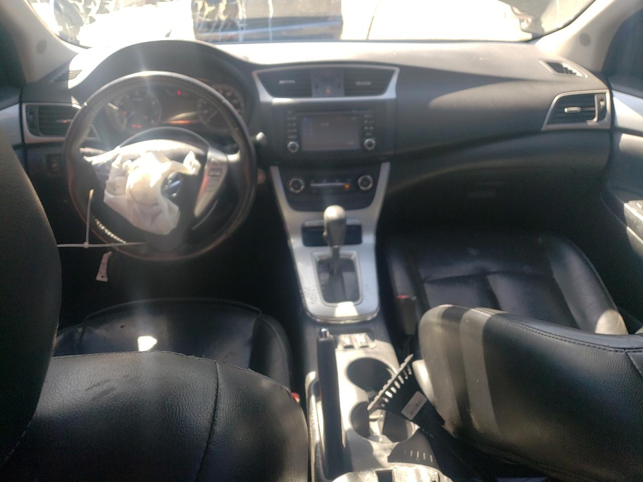 2015 Nissan Sentra - Image 8