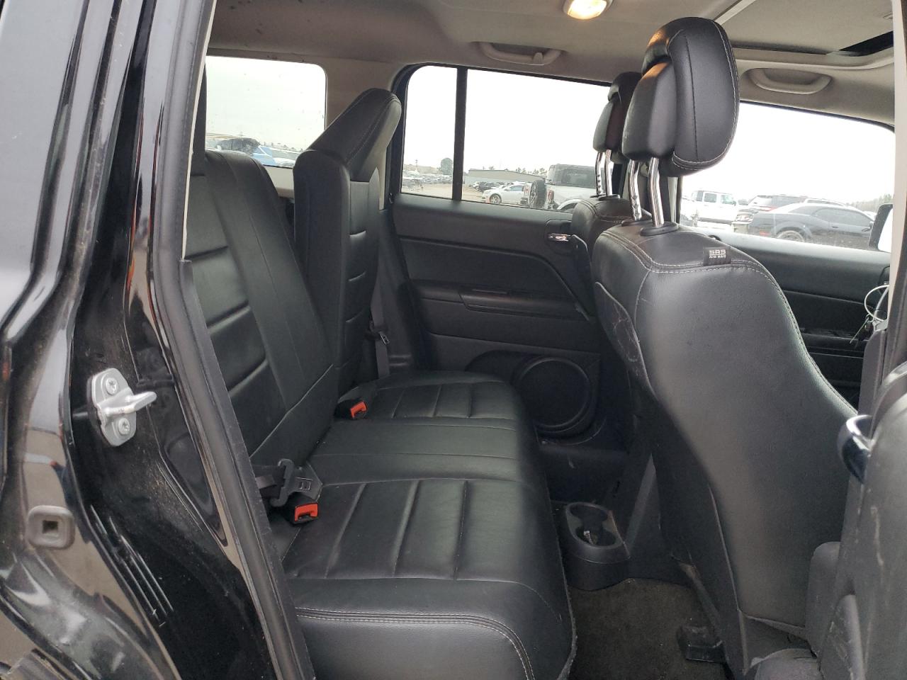 2017 Jeep Liberty (Patriot) - Image 11