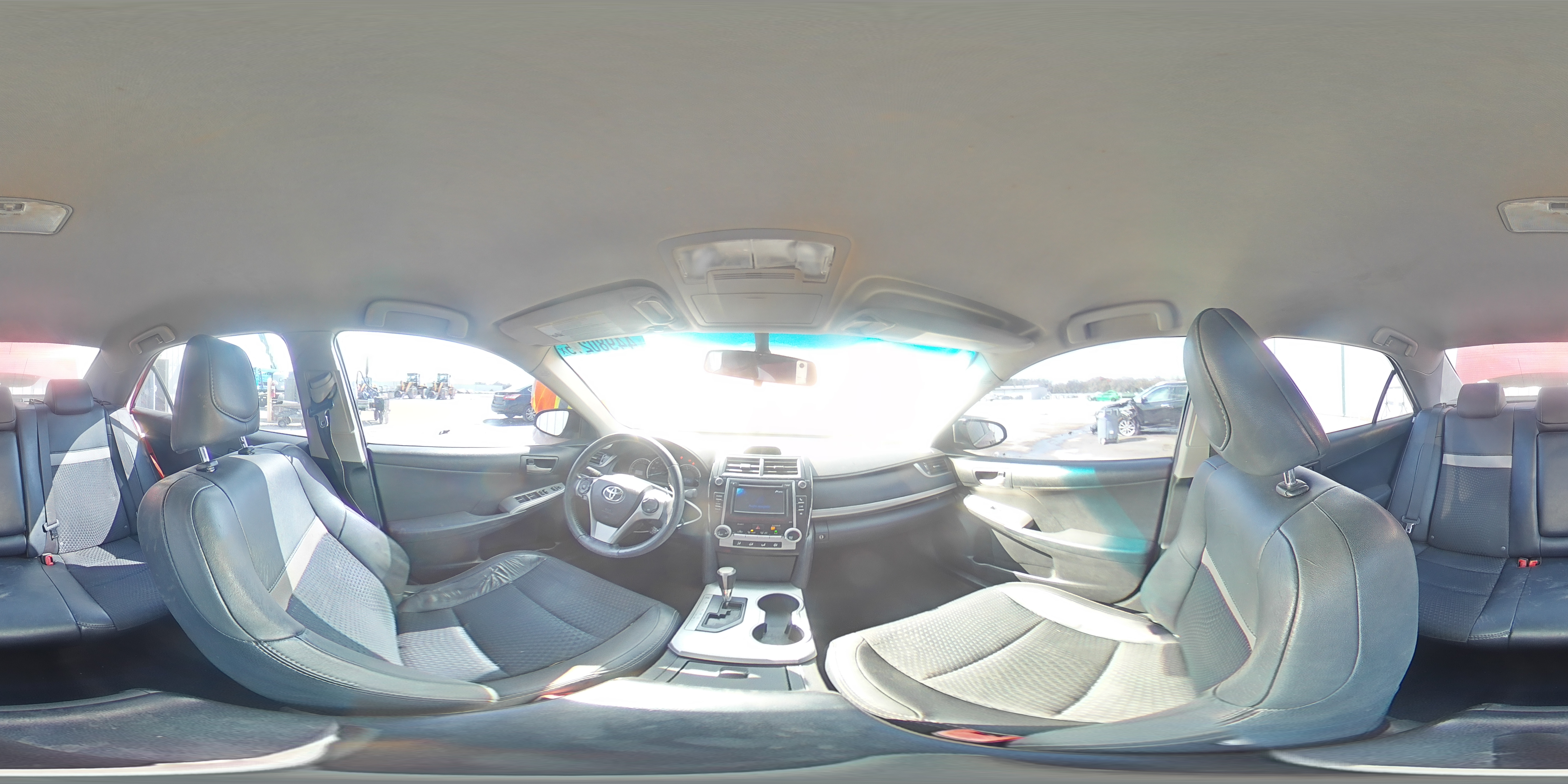 2012 Toyota Camry - Image 13