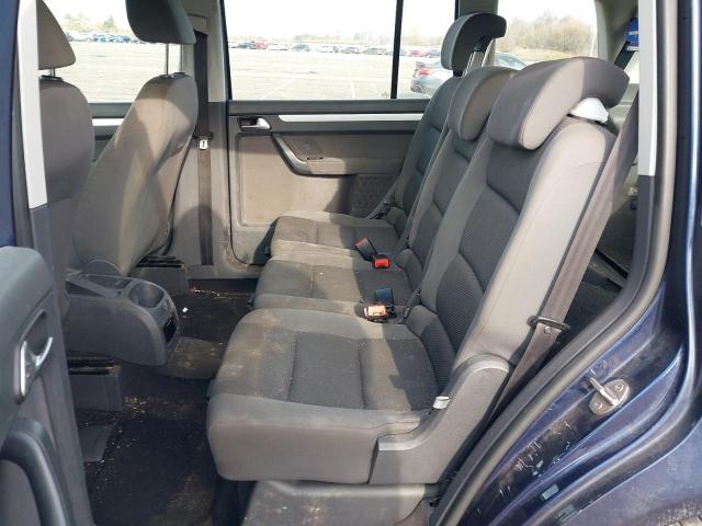 2010 VOLKSWAGEN TOURAN S T