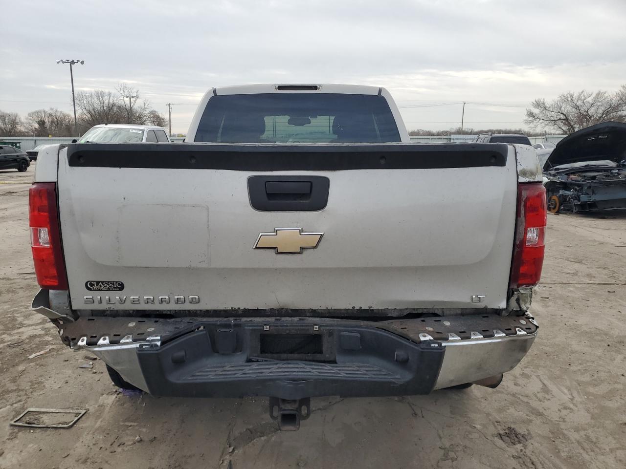 2008 Chevrolet Silverado - Image 6