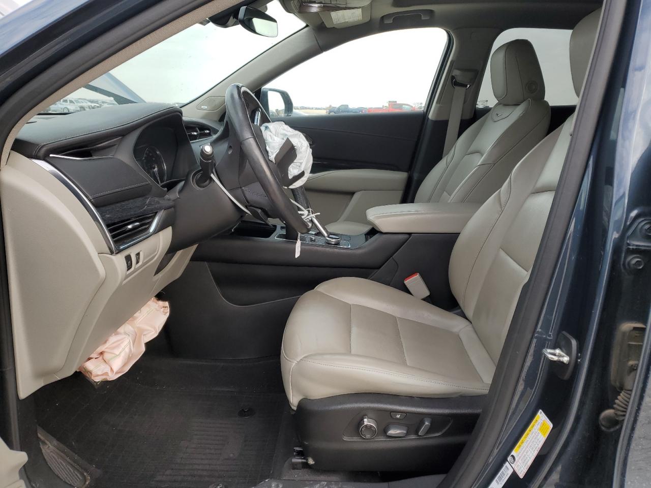 2020 Cadillac XT4 - Image 7