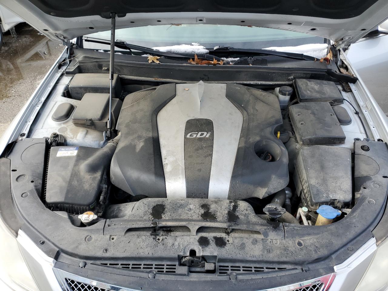 2012 Hyundai Genesis - Image 11