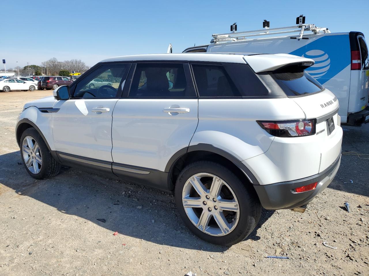 2014 Land Rover Range Rover - Image 2