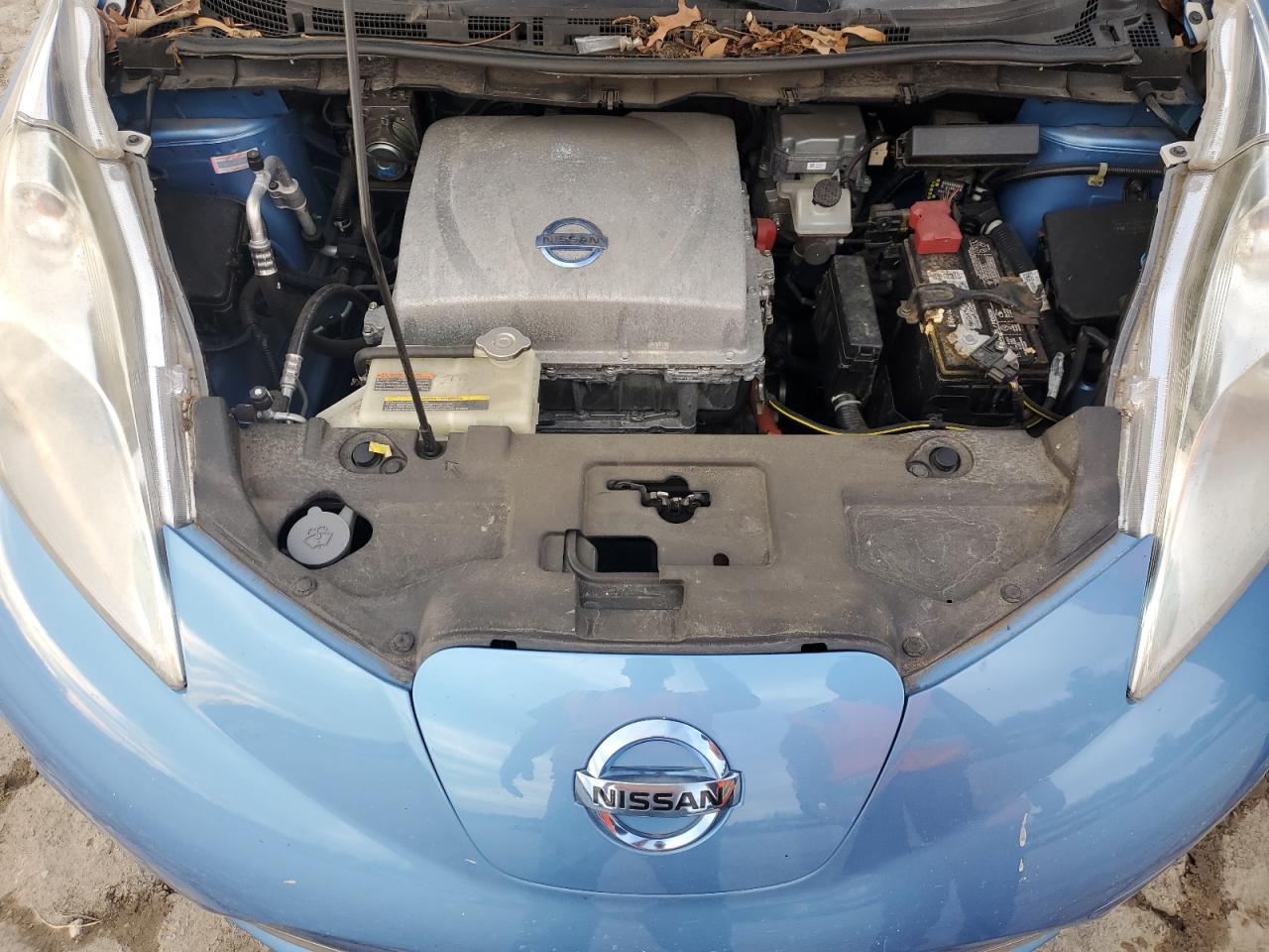 2014 Nissan Leaf - Image 11