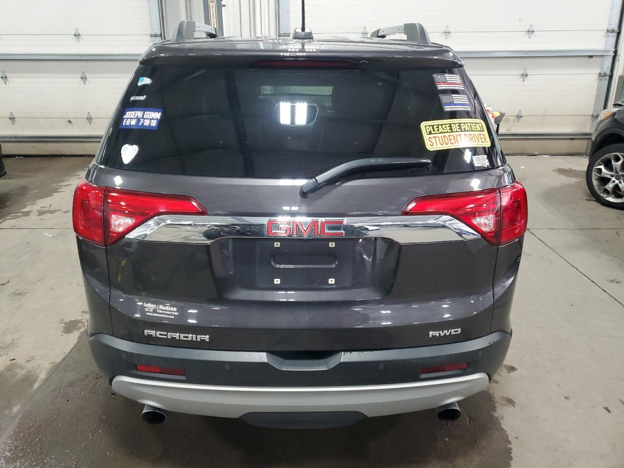2019 GMC Acadia - Image 6