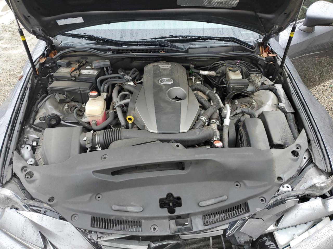 2016 Lexus IS - Image 11