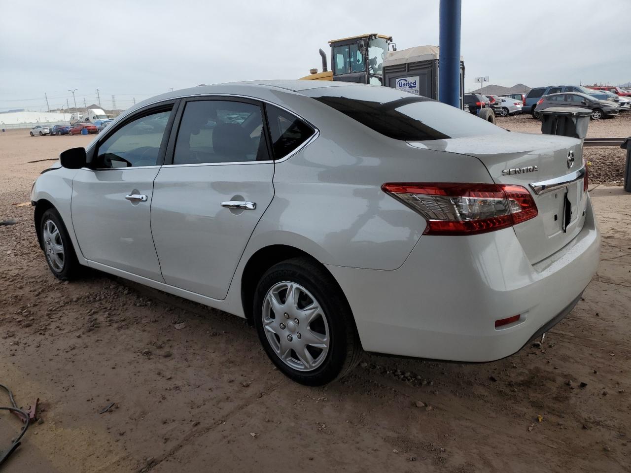 2014 Nissan Sentra - Image 2