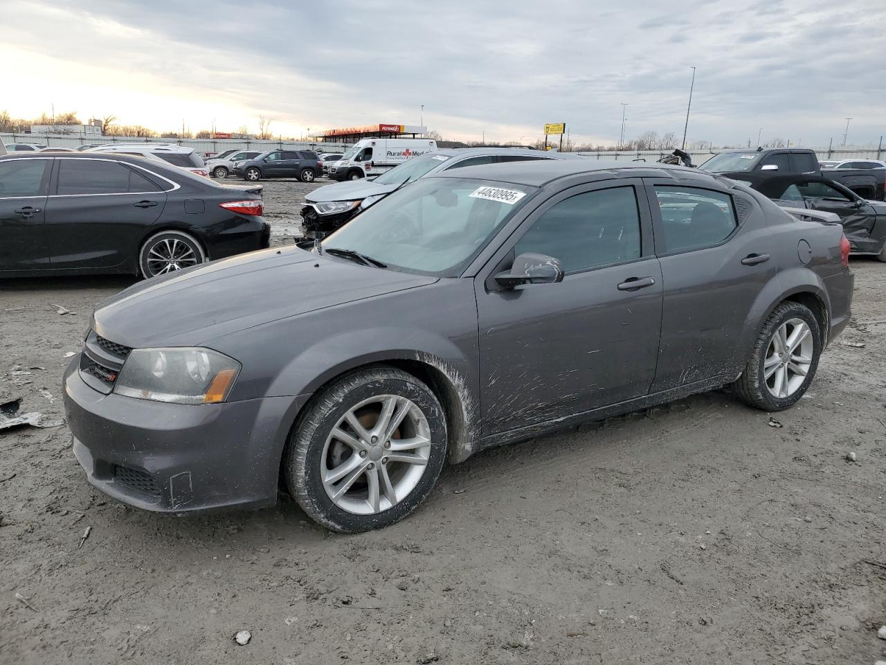 2014 Dodge Avenger - Image 1