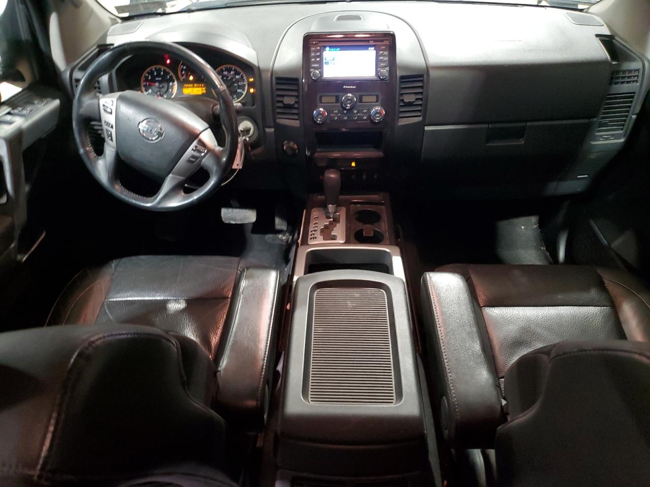 2013 Nissan Titan - Image 8