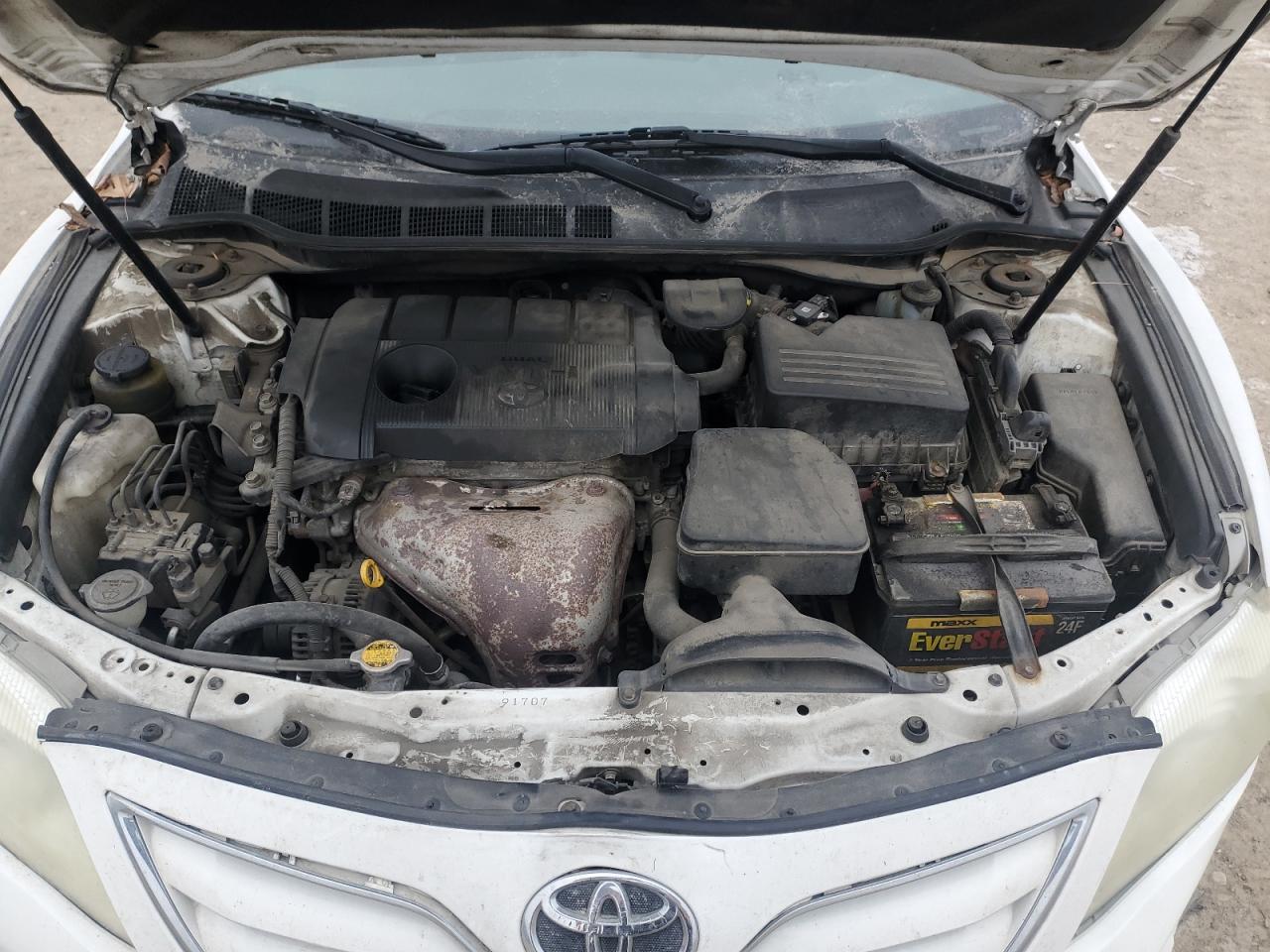 2011 Toyota Camry - Image 11