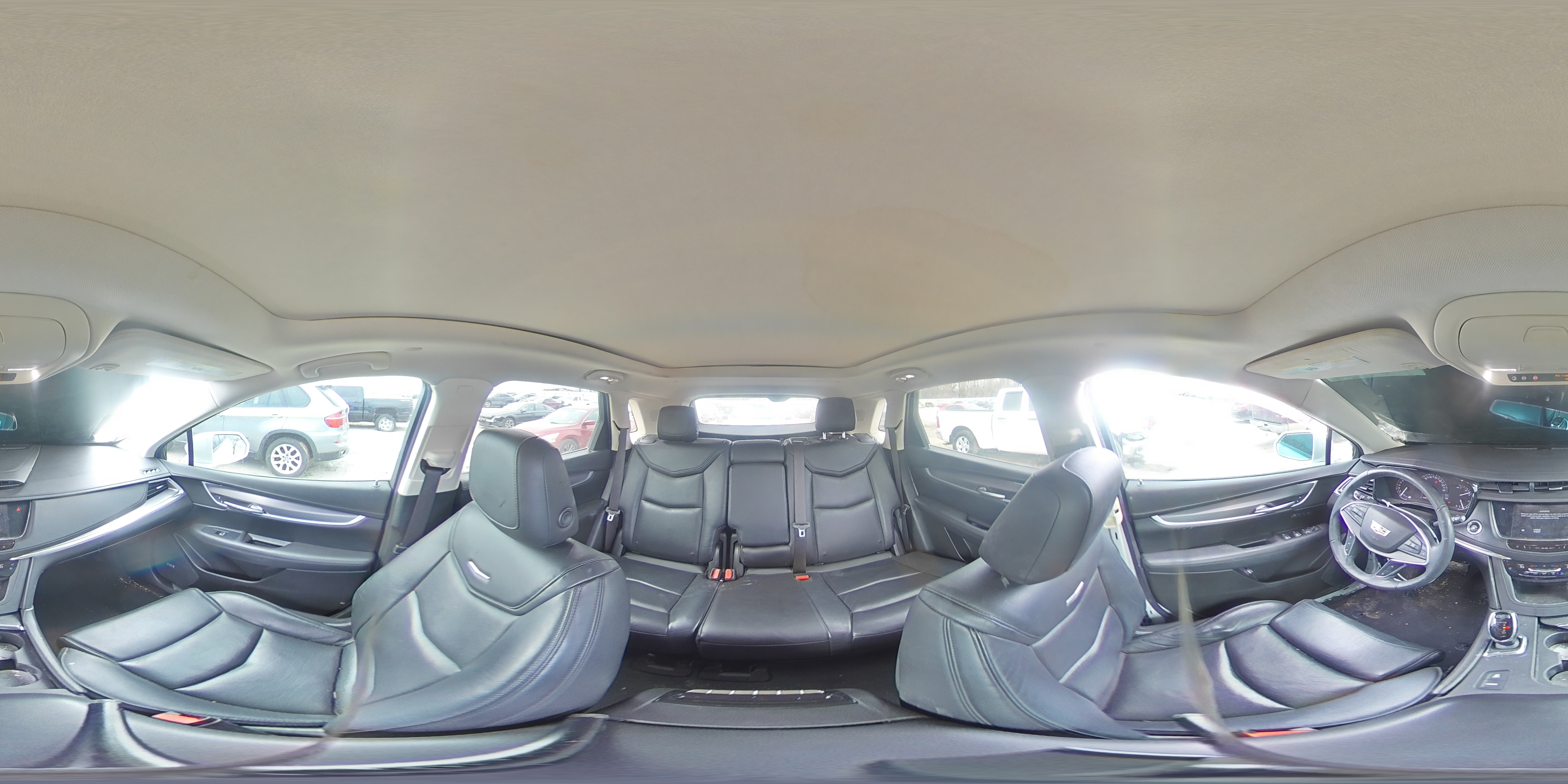 2017 Cadillac XT5 - Image 14