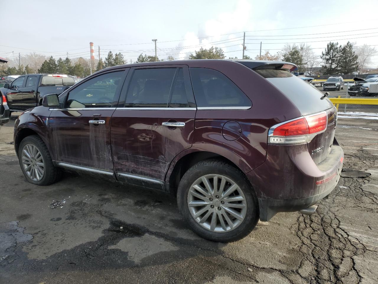 2011 Lincoln MKX - Image 2