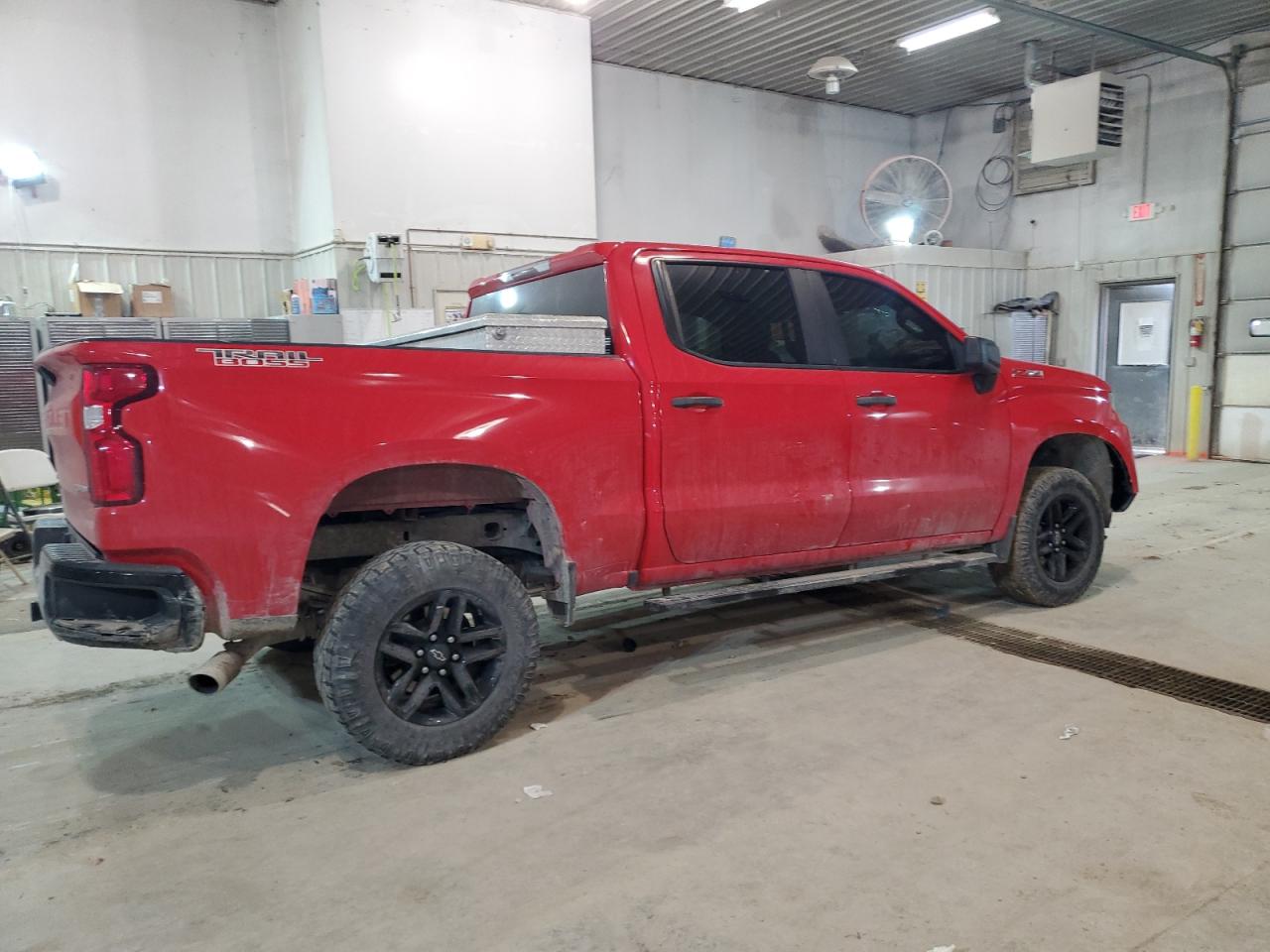 2020 Chevrolet Silverado - Image 3