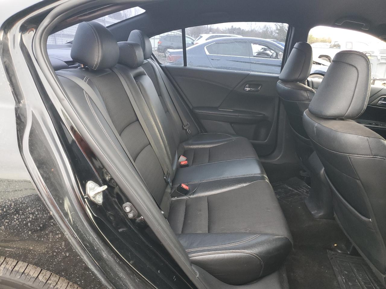 2017 Honda Accord - Image 10