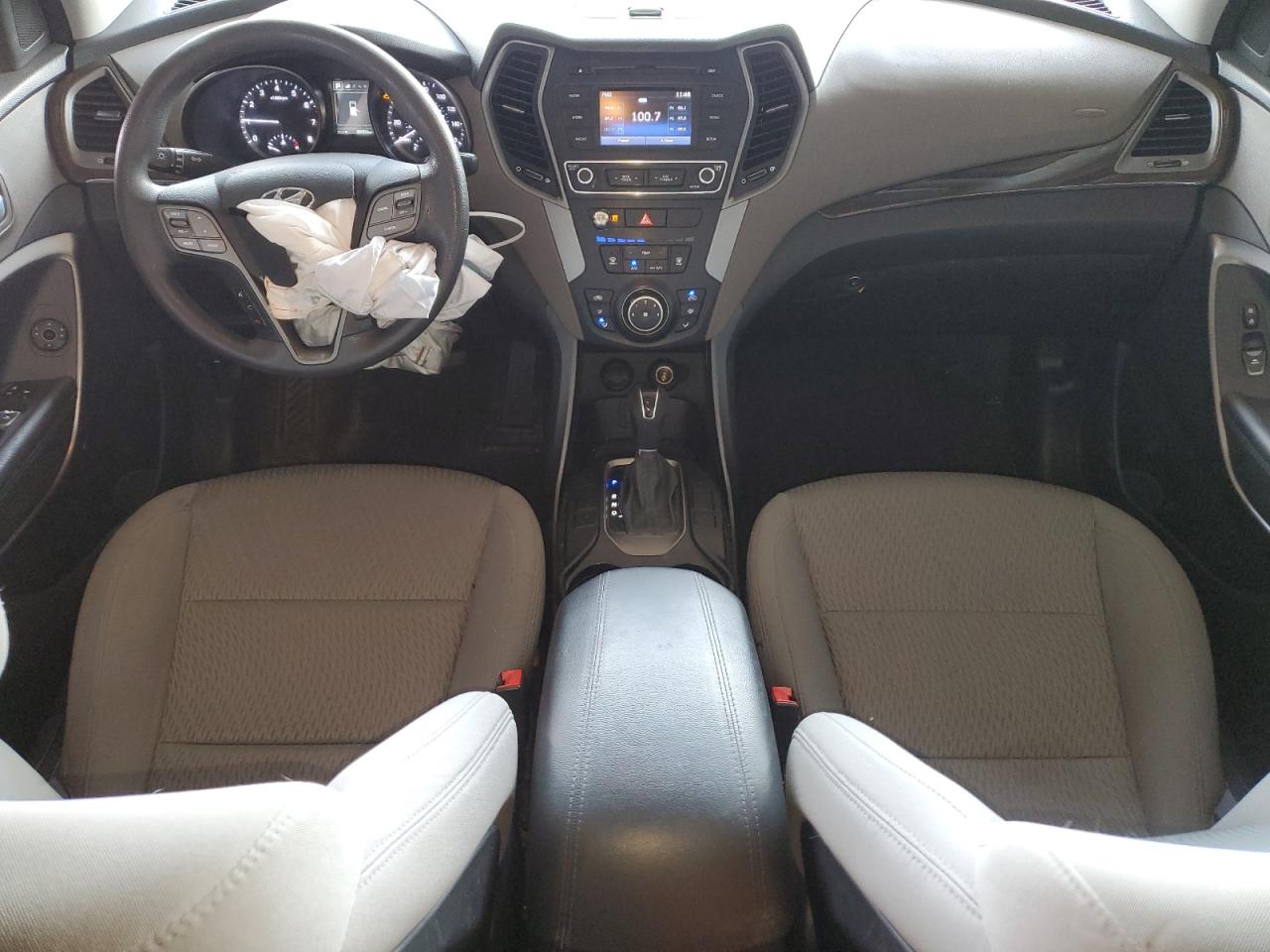2017 Hyundai Santa Fe - Image 8