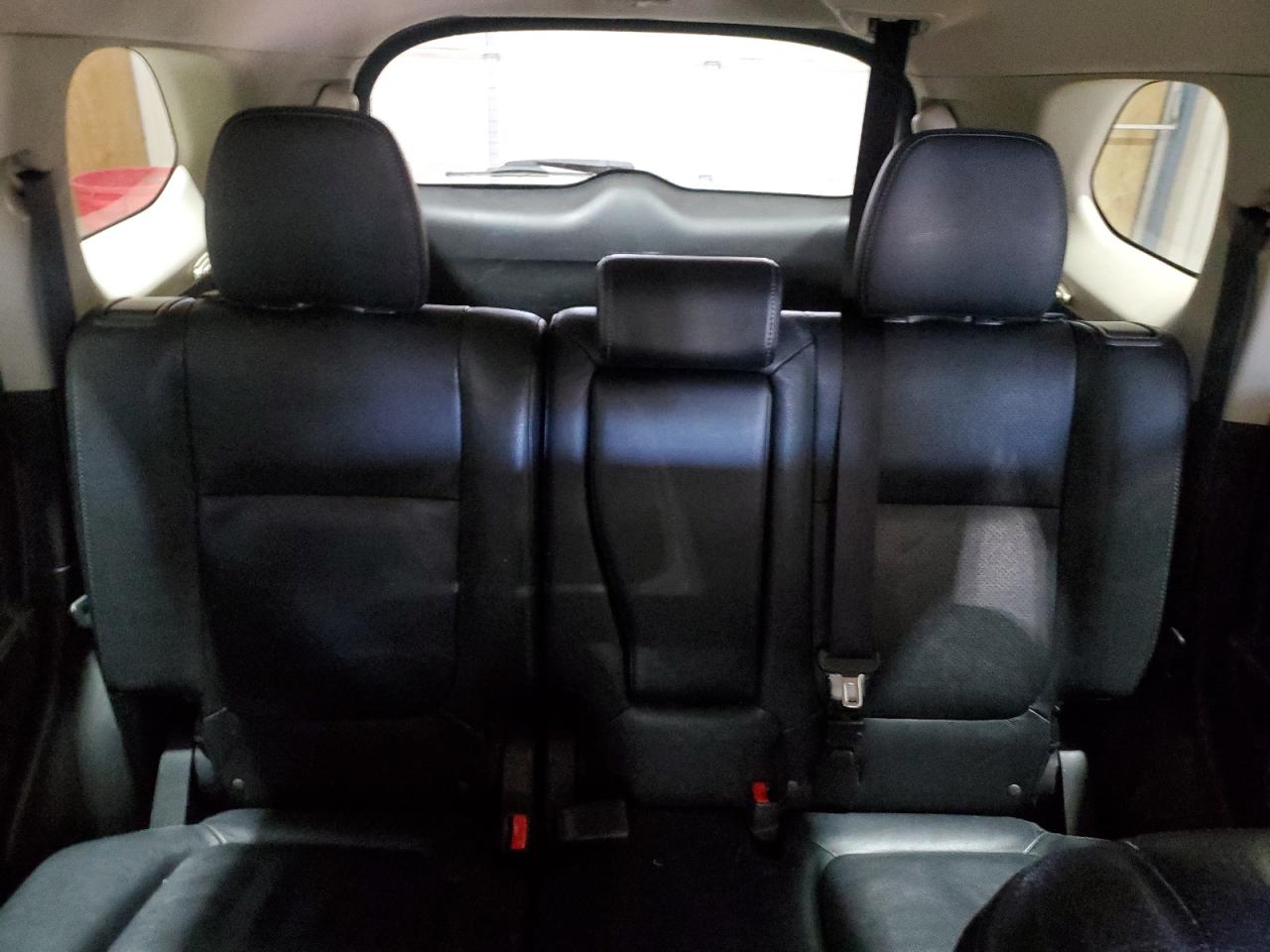 2016 Mitsubishi Outlander - Image 10