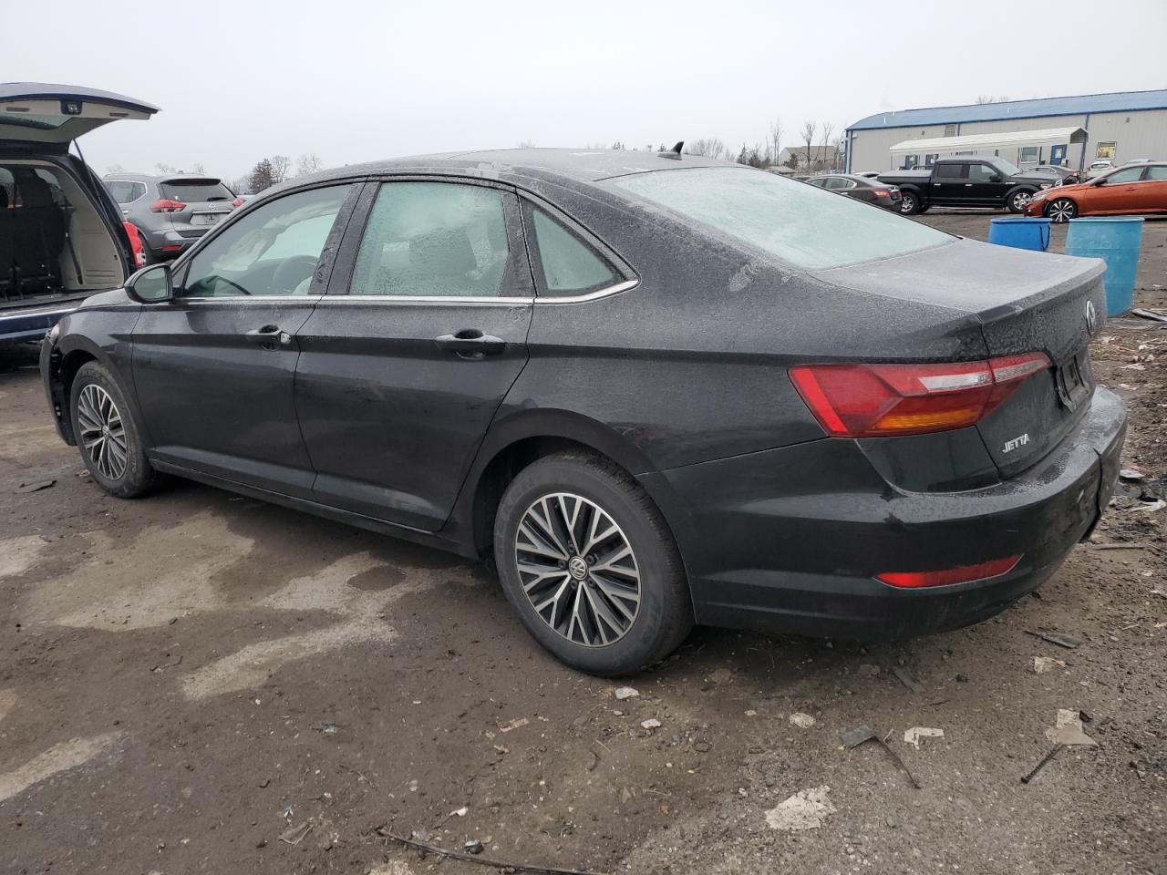 2019 Volkswagen Jetta - Image 2