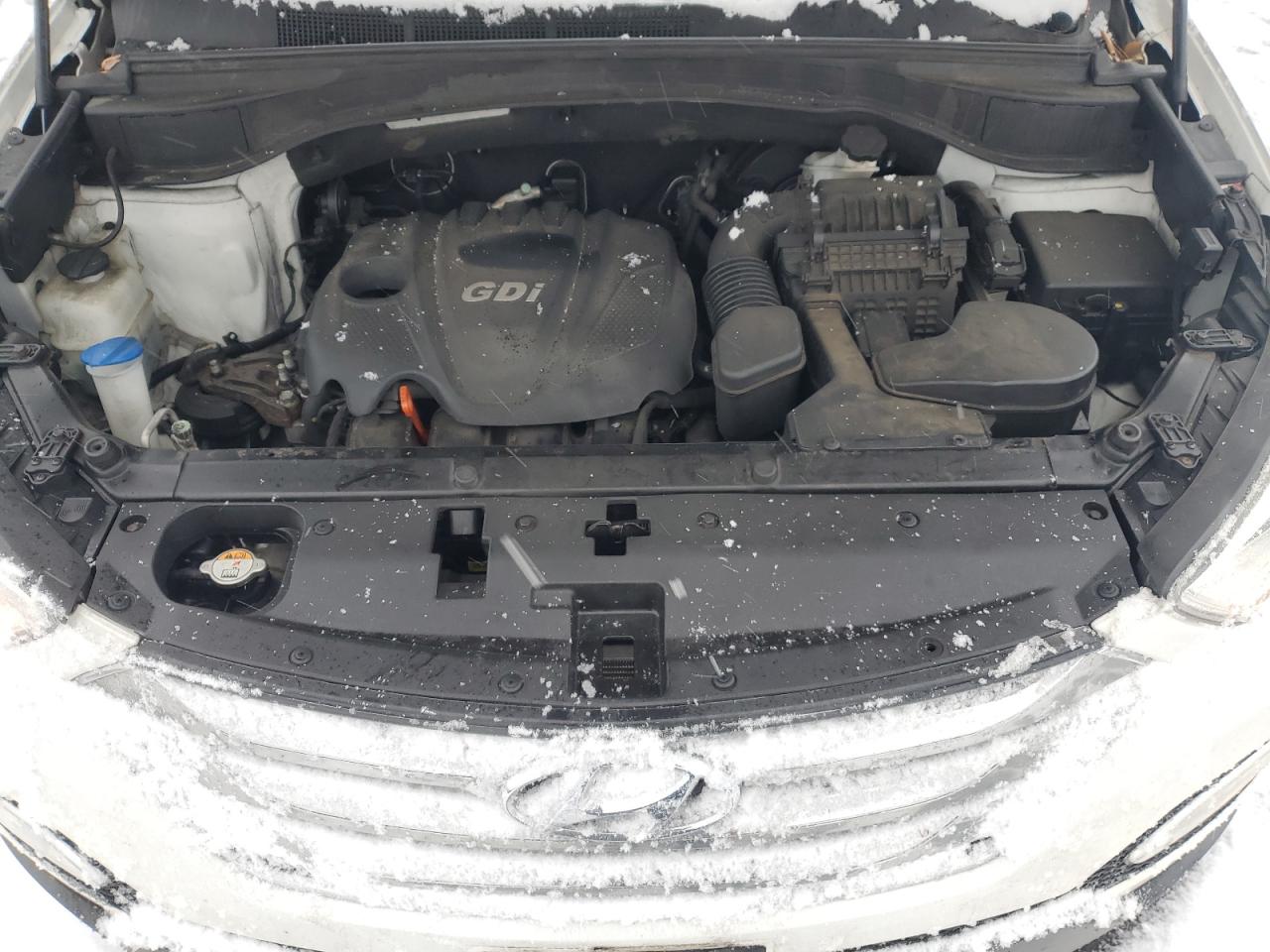 2015 Hyundai Santa Fe - Image 12