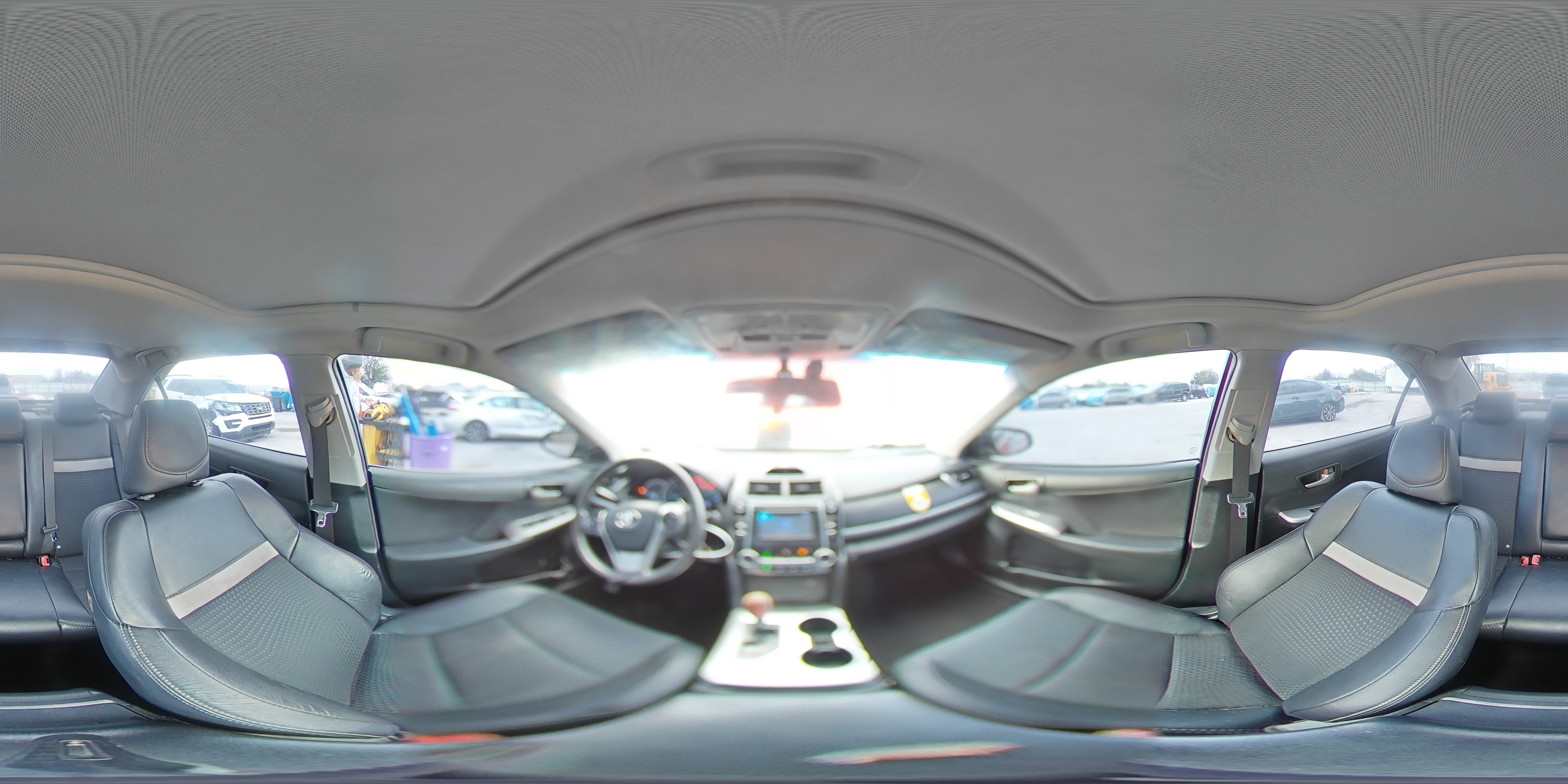 2013 Toyota Camry - Image 13