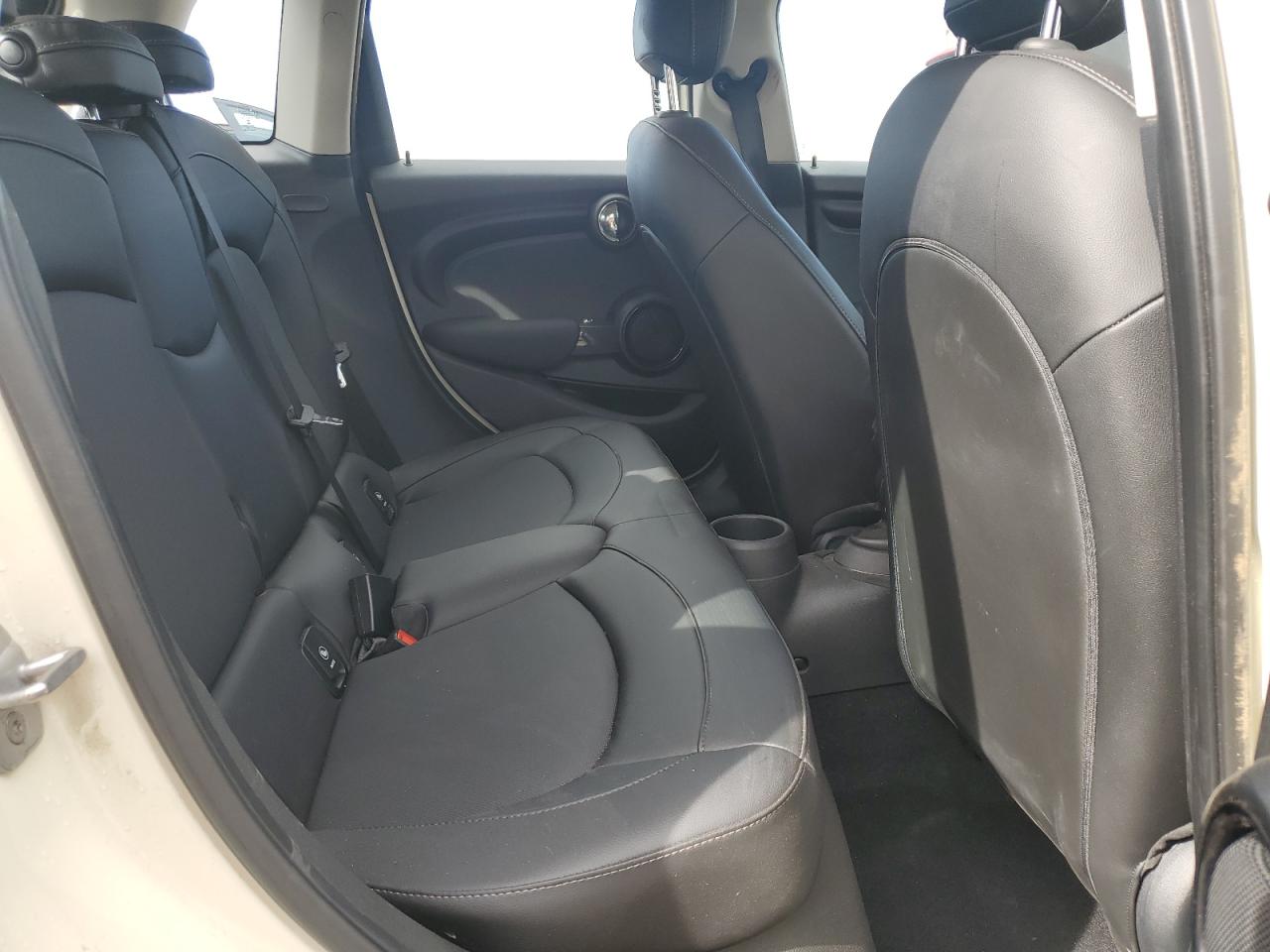 2020 MINI Cooper - Image 10