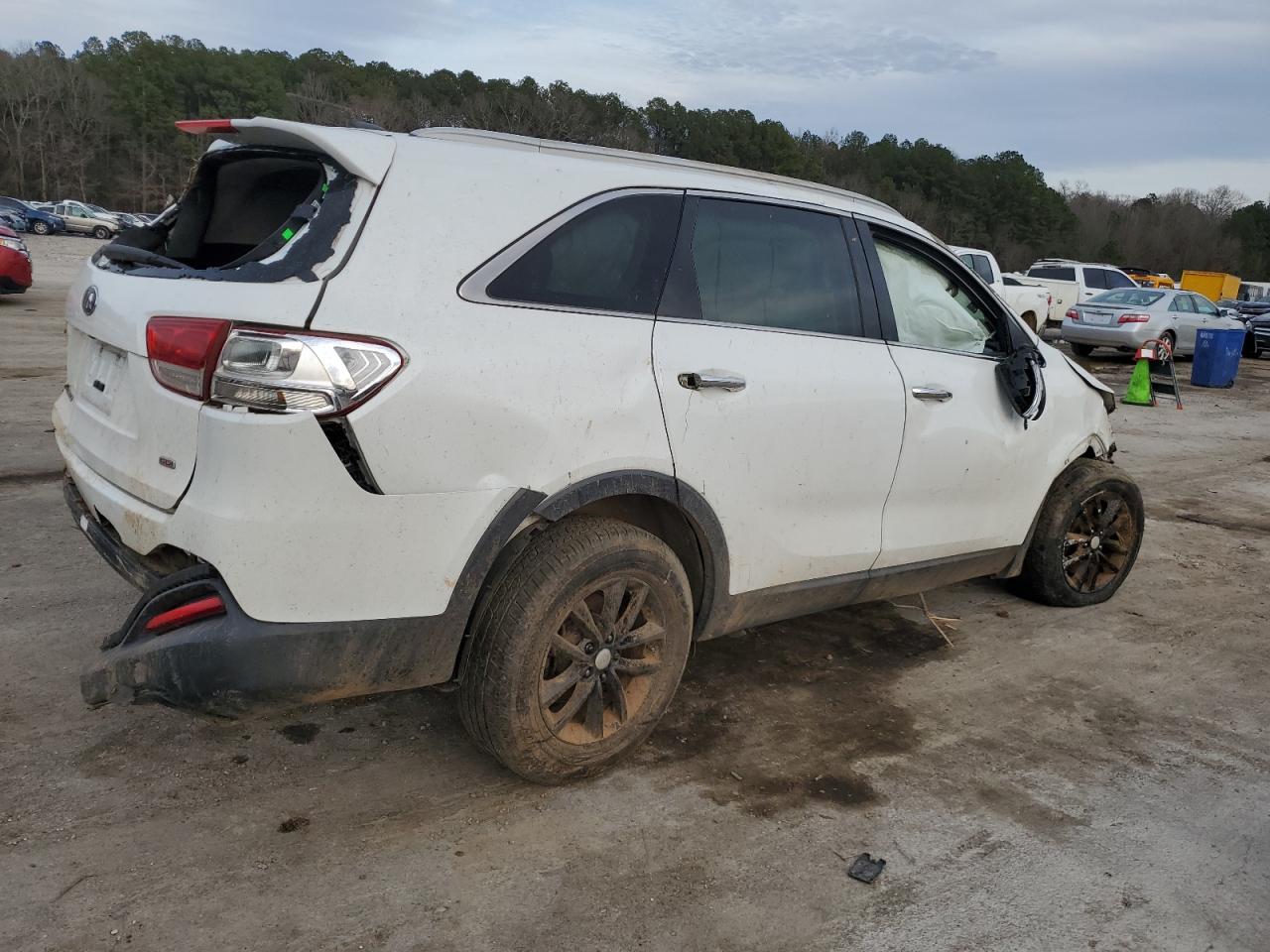 2016 Kia Sorento - Image 3