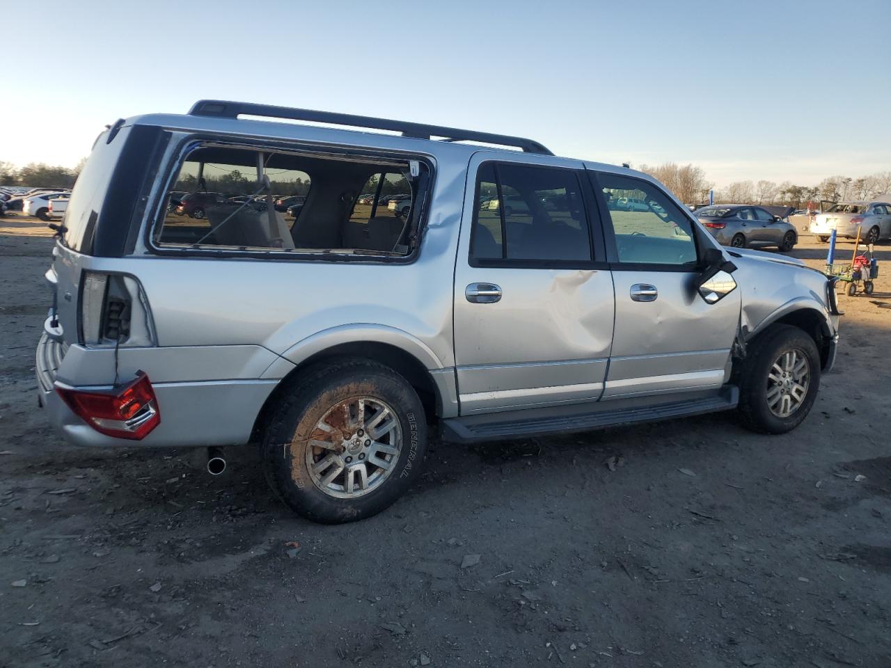 2014 Ford Expedition - Image 3