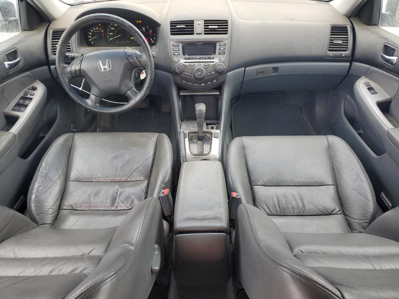 2007 Honda Accord - Image 8
