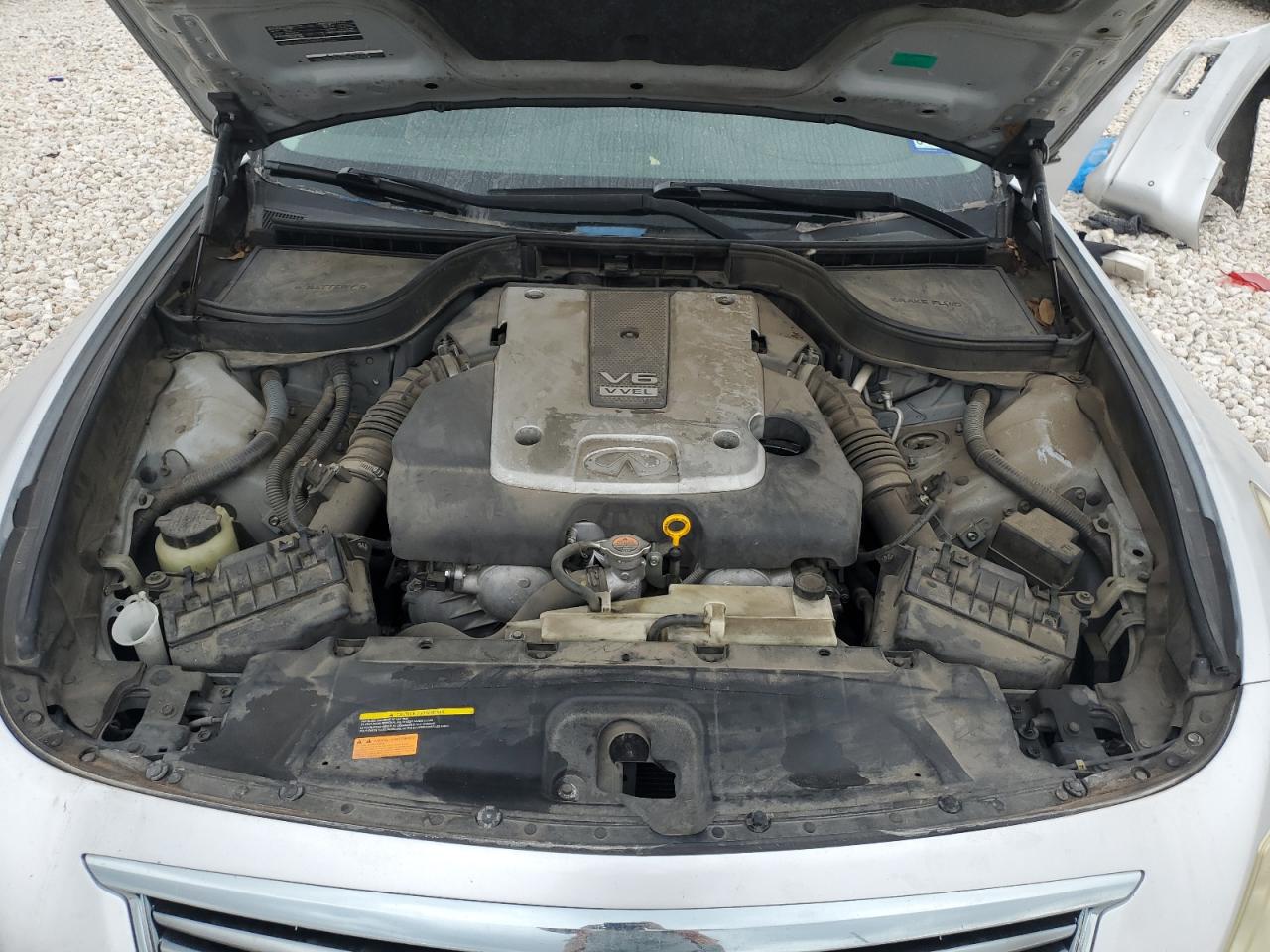 2012 Infiniti G - Image 12