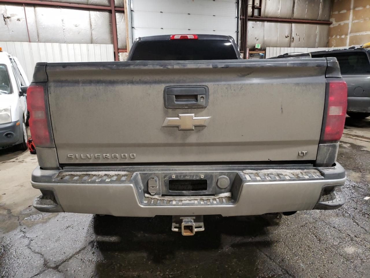 2015 Chevrolet Silverado - Image 6