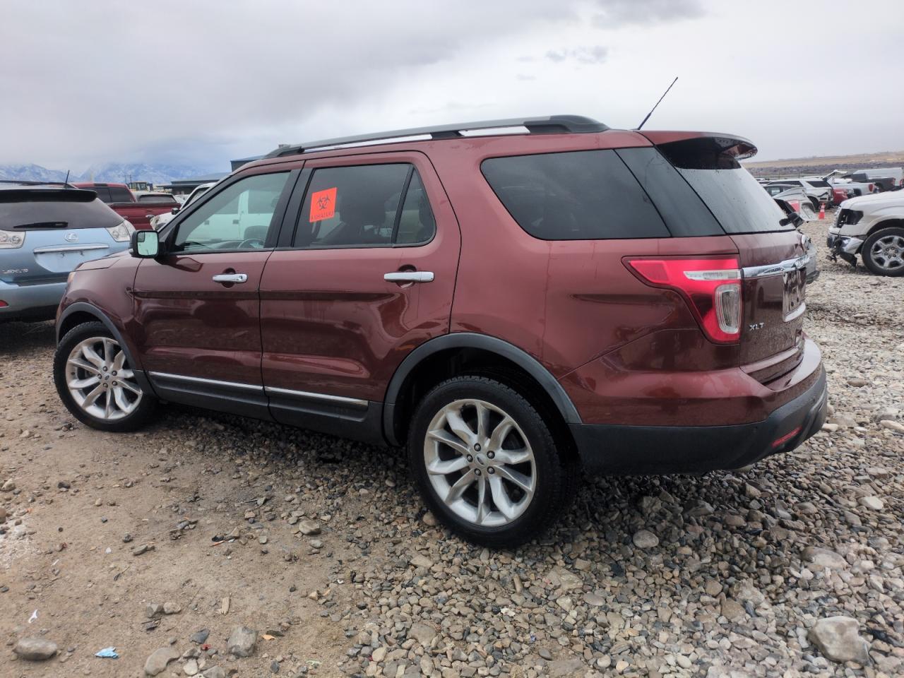 2015 Ford Explorer - Image 2