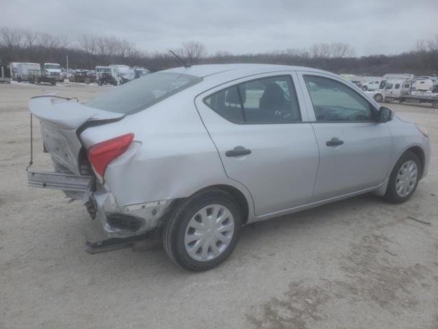  NISSAN VERSA 2018 Silver