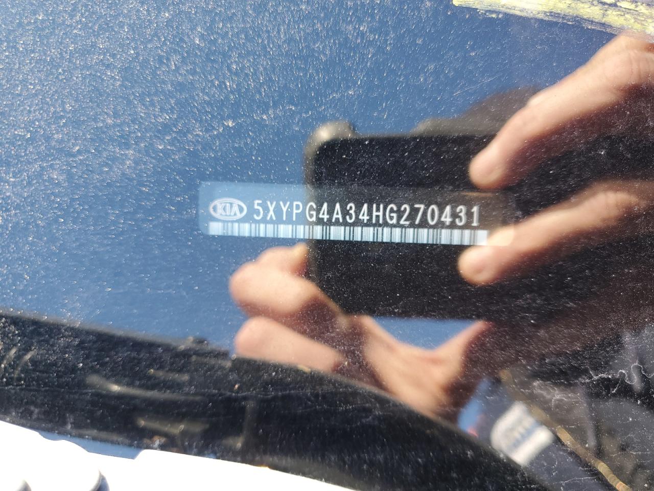 2017 Kia Sorento - Image 14