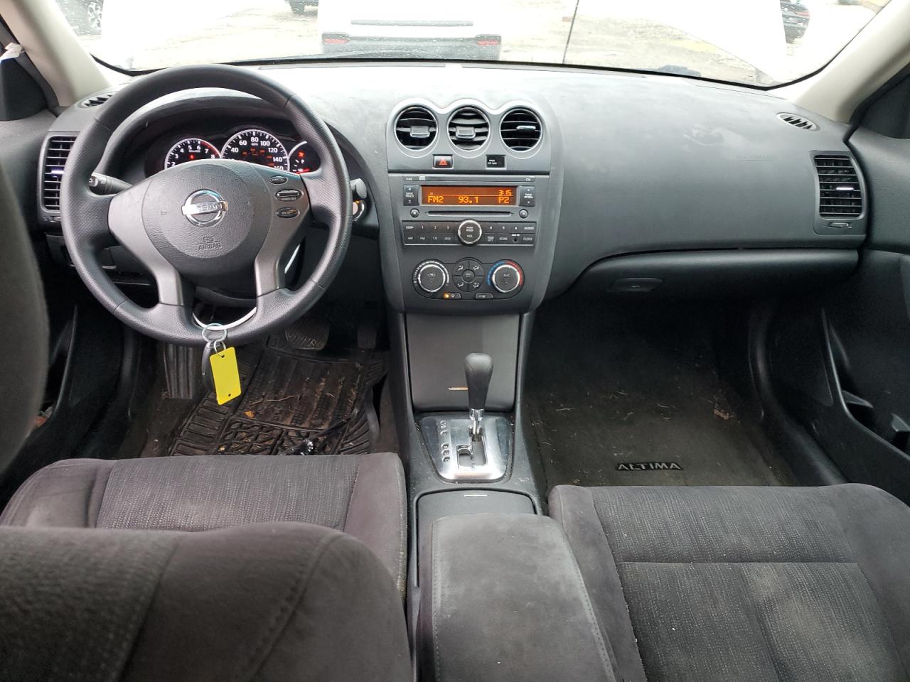 2012 Nissan Altima - Image 8