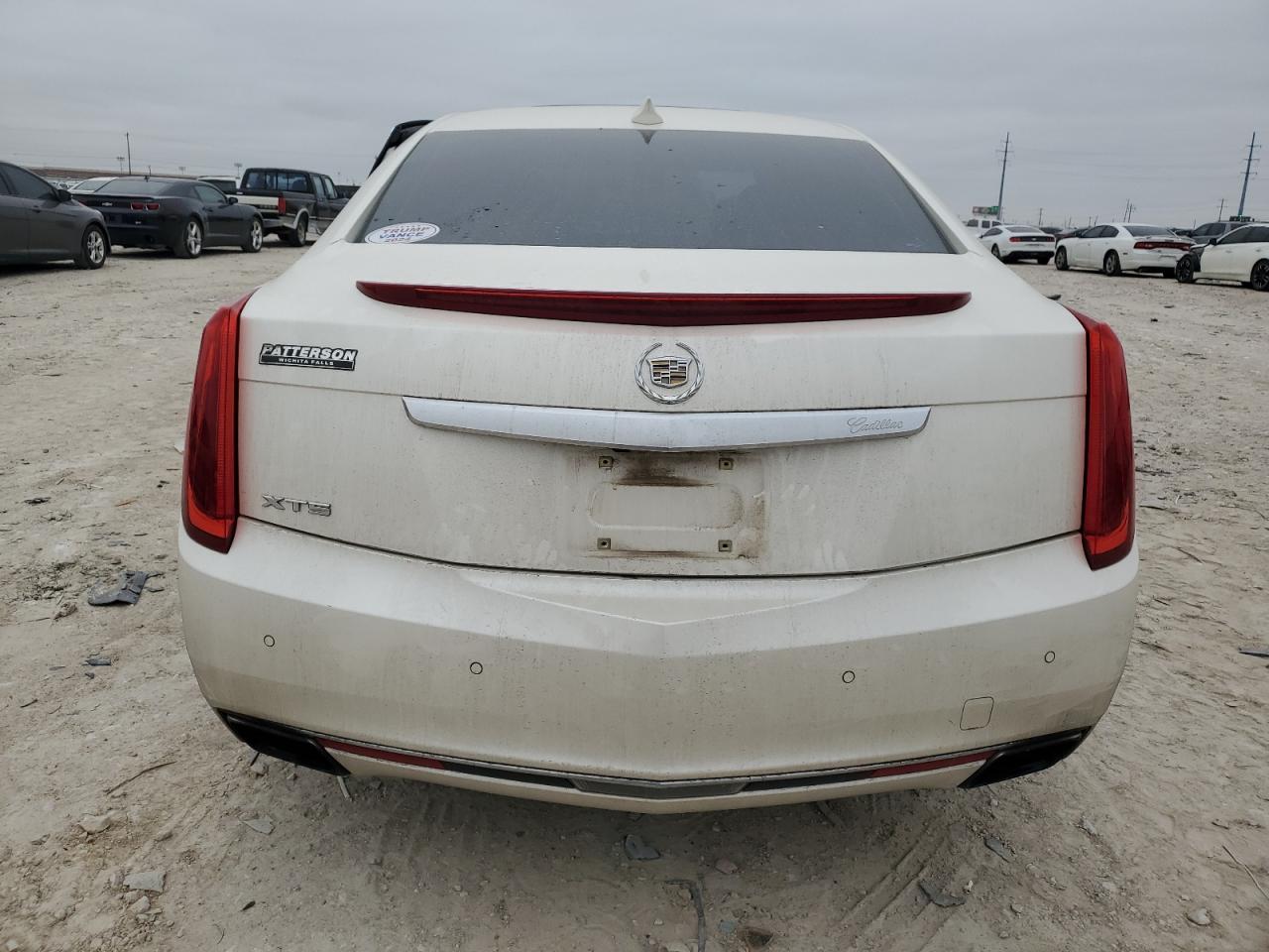 2015 Cadillac XTS - Image 6
