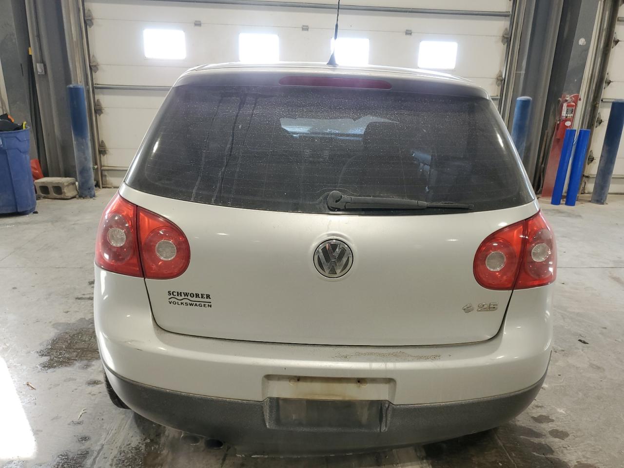 2009 Volkswagen Golf - Image 6